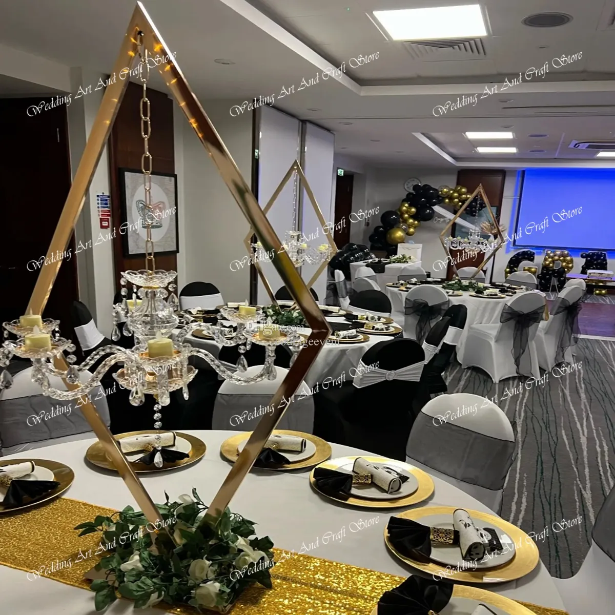 Suporte para cenário de arco de festa, flores de seda brancas, arco de casamento floral dourado para peças centrais, suporte de vela, decoração de festa, peças centrais para recepção