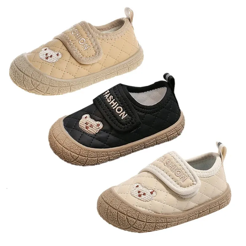 Autumn Baby Shoes Cartoon Bear Embroidery First Walkers Toddler Shoes Anti-Slip Boys Girls Sneakers Infant Casual Shoes 240110