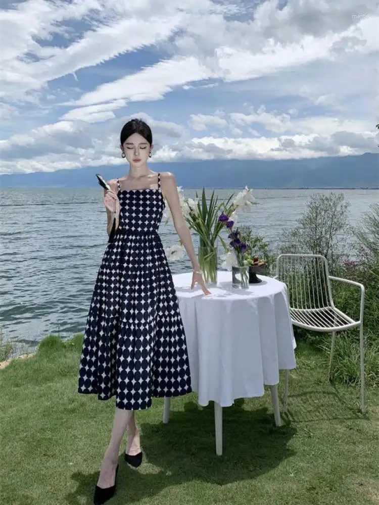 Casual Dresses Korean Rhombus Polka Dot Print Elegantes sexy rückenfreies langes Kleid Sommer Frauen Mode Spaghetti Strap Party Club Urlaub