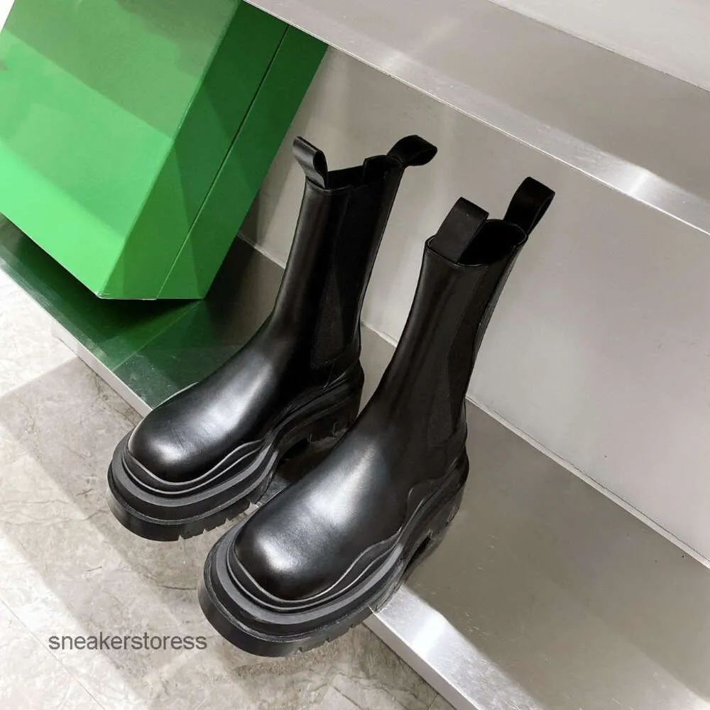 Smoke Head Boots Winter 2024 Dicker Designer Mittlerer Stiefel Neue ...