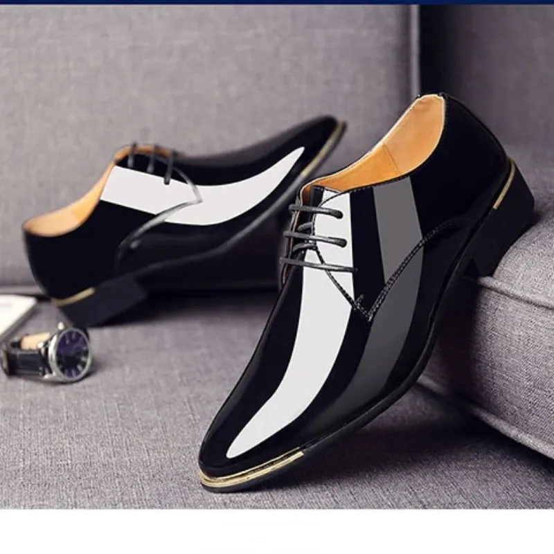 Hommes chaussures en cuir verni haut de gamme chaussures de mariage blanches taille 38-48 en cuir noir bas doux hommes chaussures habillées couleur unie 240110