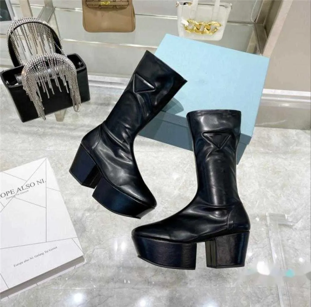 Designerfashion botas série on-line celebridade de alta qualidade mulheres botas pequeno estilo fresco tamanho vamp