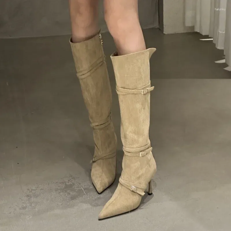 Botlar Kadın Ayakkabı Bayanlar Uzun Topuklu Ayak Toe Toe Fashion Slip-On Kadınlar Diz Yüksek Önlük Akın Batı Ayakkabı