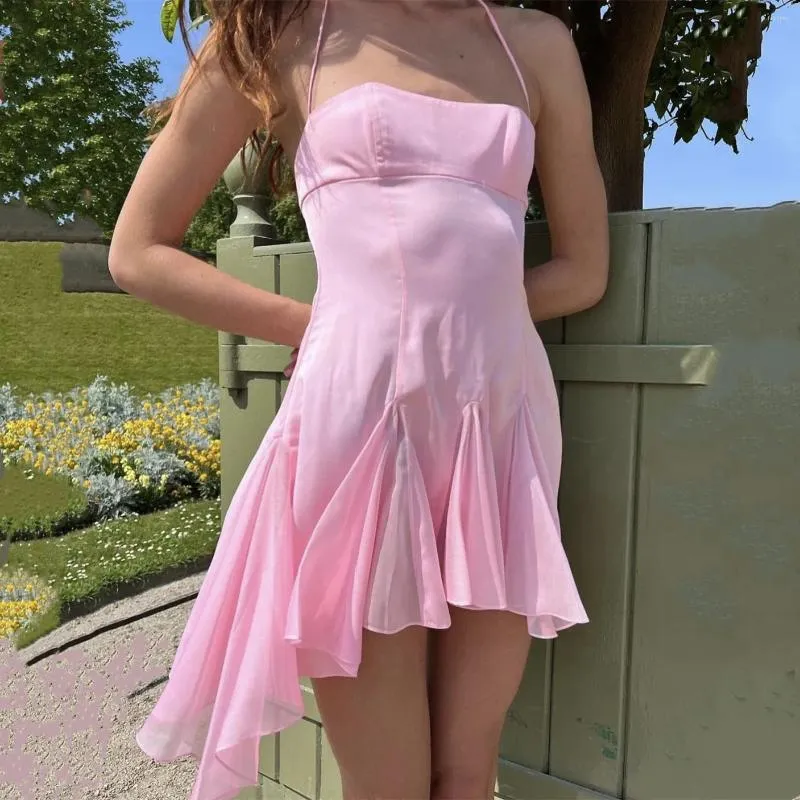 Casual klänningar skmy sexig från axeln ruffles kvinnor klär rosa rygglös halter hals kvinnliga sommarkläder oregelbundna partiklubbkläder