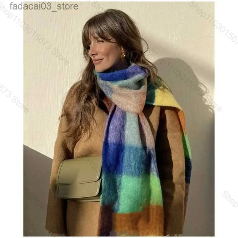 Sciarpe Sciarpa scozzese arcobaleno Donna Autunno e inverno Addensato caldo morbido Nappe in mohair ceroso Stile lungo Scialle in pelle non penetrante Q240111