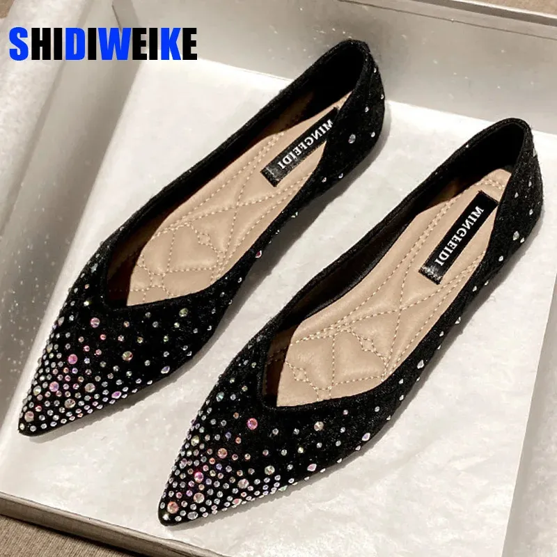 Bling Lovertjes Doek Flats Vrouwen Puntschoen Mocassins Kristal Schoenen Dames Ballerina Glitter Zachte Bodem Loafers Schoenen Vrouw 240111