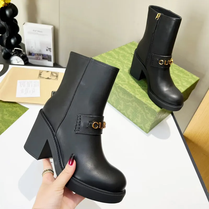 Boots Women s Platform boot wlth Studs Genuine Leather Round Toes Chunky Heel Fashion Boots 6cm Luxury Designer Zip Ankle Boots High-heeled Knight Boots Martin Boots