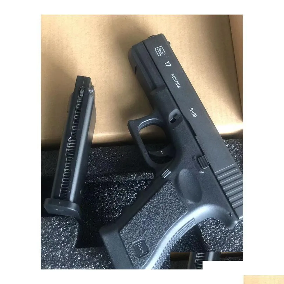 Pistola Juguetes G17 Pistola suave Manual Juguete Espuma Dardo Blaster Modelo de tiro realista Armas Neumáticas para Adts Boys Outdoor Gam DHSX7 Drop Dhtbi