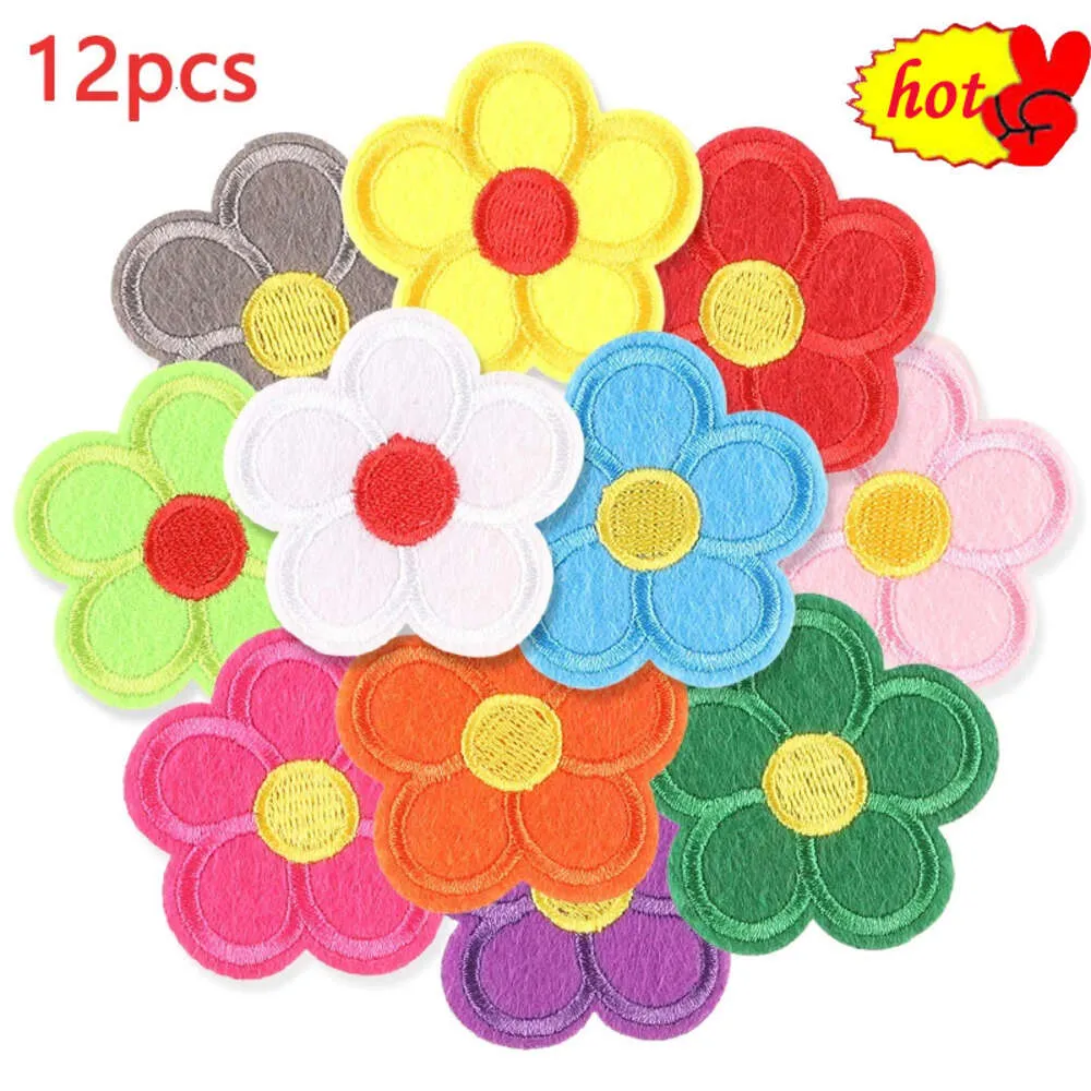 12 pièces/lot fleur petit fer sur patchs en vrac mélange Pack brodé pour vêtements thermoadhésif concepteur Naszywki filles bricolage Parches