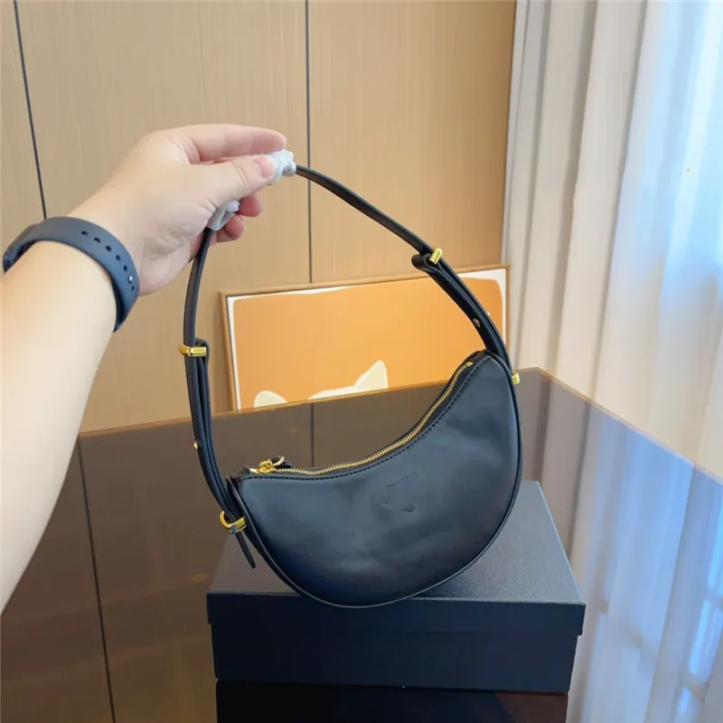 Designers Underarm Bags Fashion Genuine Leather Triangle Half Moon Bag Womens Luxury Purse Handbag Hobo Weekender Crossbody Tote Shoulder Bags Clutch Wallet