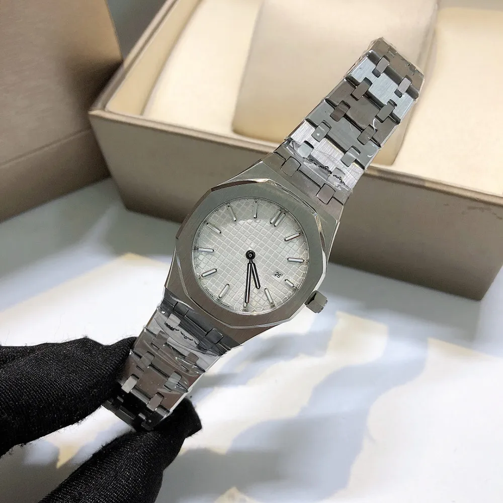 Tasarımcı Kadınlar İçin İzle Kuvars Lady Watches Diamond Watch Classic Style 33mm Kadın Geli Paslanmaz Çelik Kayış En Kalite Kol saat