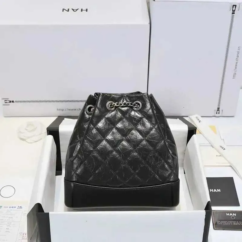 Totes Backpack Luxury Designer Bolsas femininas Mens Crossbody embreagem ombro O 2024 Classic Genuine Leather Back Hand Bag