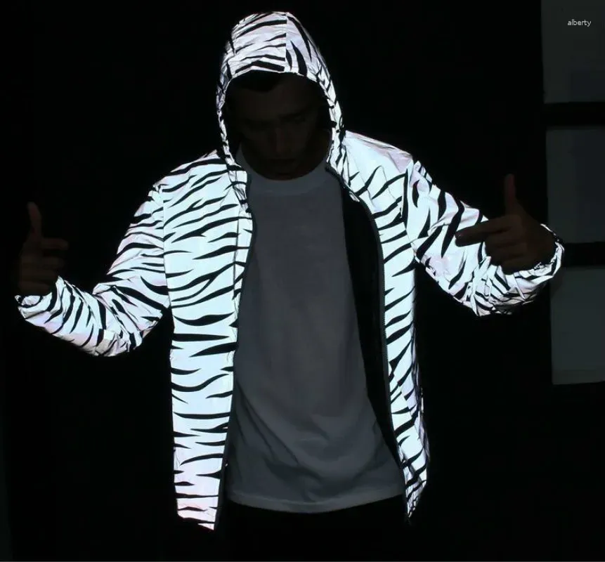 Hoodies masculinos homens jaqueta de luz reflexiva malha estilo noctilucent zebra jaquetas hip hop streetwear skate casaco impermeável