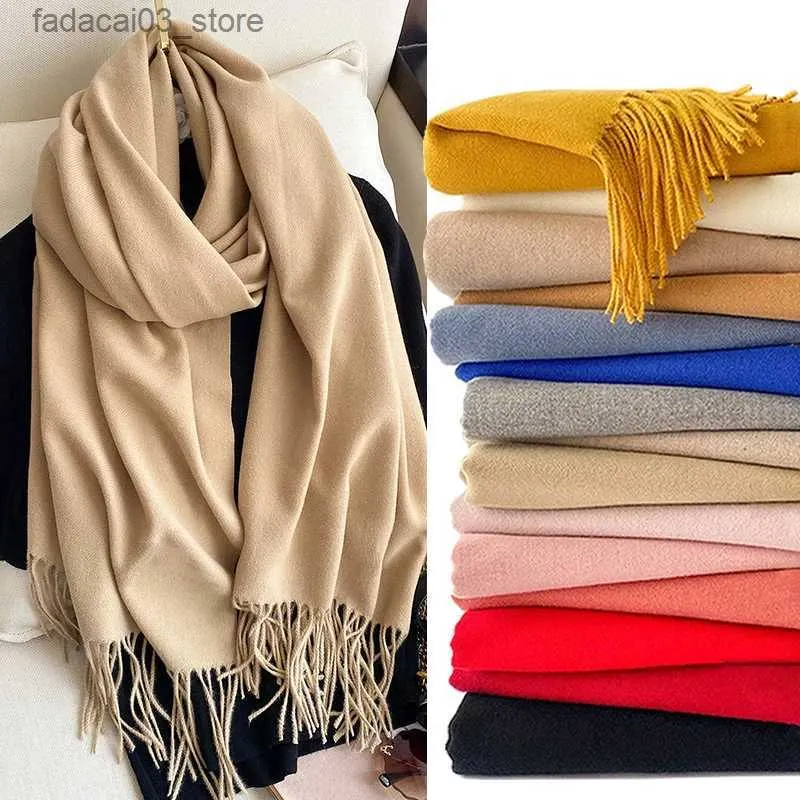 Sciarpe 2022 Sciarpa invernale Solido Spessore Sciarpe di cashmere Collo Testa Caldo Hijab Pashmina Lady Scialli e involucri Bandana Nappa Q240111