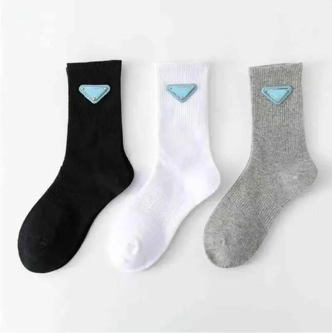 Socks Designer Luxury Classic Letter Triangle Fashion Iron Standard Autumn And Winter Pure Cotton Breathable Pattern Printed