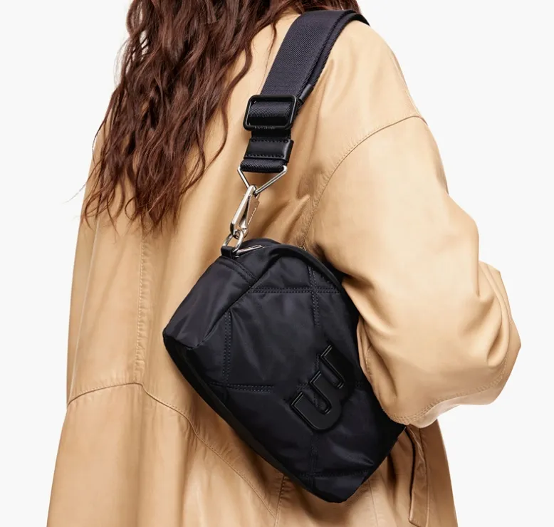 Modevattentät nylon kvinnor messenger väskor hobos damer handväska kvinnliga tvärkroppar axlar axlar väskor