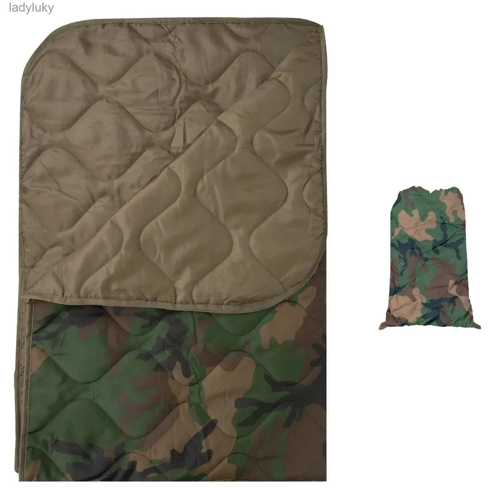 Uyku Tulumları Camo Woobie Askeri Ultralight Kamp Yorgan Seyahat Açık Kamuflaj Battaniyesi Taşınabilir Sıcak Uyku Tulumu Pad Poncho Huntingl240111