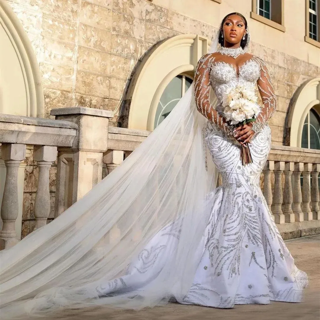 Mermaid Wedding Dresses Long Sleeves V Neck Halter Sequins 3D Lace Appliques Beaded Ruffles Bridal Gowns Vestina De Novia Estina Estina Estina estina
