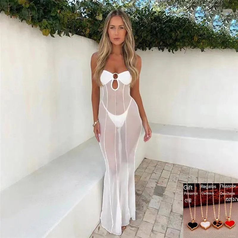 Robes décontractées 2024 Summer Femmes Mesh Enveloppé Poitrine Robe Sexy Voir à travers Cut Out Slim Coquette Vacances Beach Style Robe Girls Party