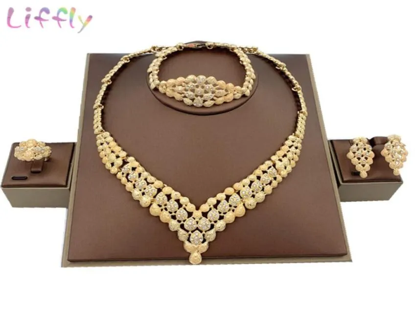 Set di gioielli Liffly Perline nigeriane Matrimonio nuziale Costume africano Dubai Collana in oro per set di gioielli da donna6586121