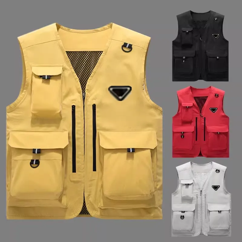 Men's Vests Designer Jacket Tank Top Stylist Luxury Women's Men Vest Outdoor Camping with Multiple Pockets High Quality Couples Windproof Sleeveless Jackets