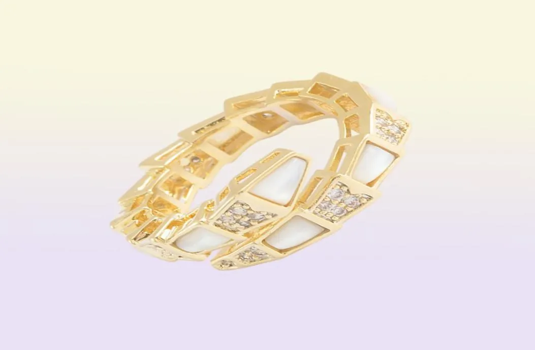 Hoogwaardige 18k vergulde microset zirkoon schelp ring sieraden Koreaanse persoonlijkheid trend vrouwen niche ontwerp bot open ring9201471