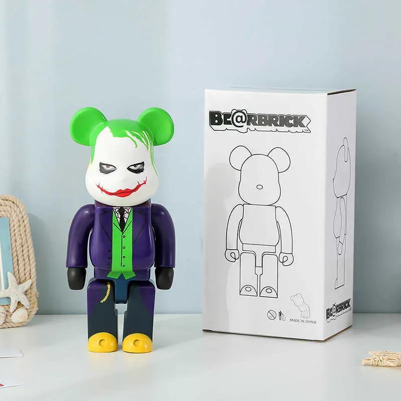 Aktionsspielfiguren 2023 Bearbrick 400 28 cm Bär Ziegel Actionfiguren Heiße modische Dekoration Heimspielzeug mit Anime-Cartoon-Modellkollektion