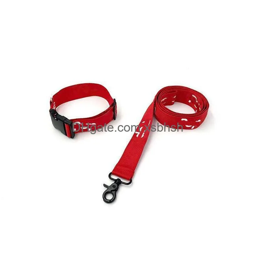 Collier de chien rouge laisses ensemble réglable chiens chats lettre impression colliers chat sans poils Schnauzer seau français livraison directe Dh4Sc