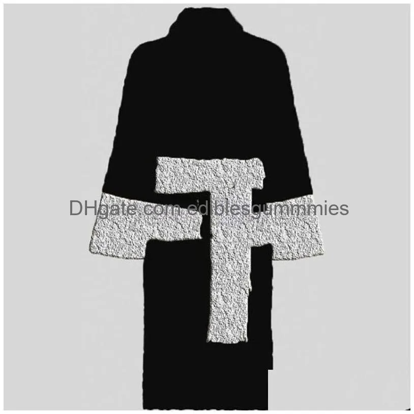 Hommes Femmes Bath Robes Ins Mode Portrait Unisexe Peignoir Intérieur Extérieur Casual Robe Lâche Cadeau D'anniversaire Pour Amant Vêtements De Nuit Drop de Dht1B