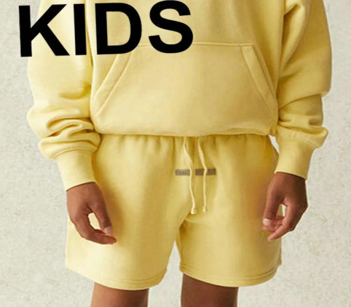 Barn shorts barn pojkar flickor designer streetwear klassisk brev tryck lös dragkammare överdimensionerade sweatshorts joggar tunna fleece8801278