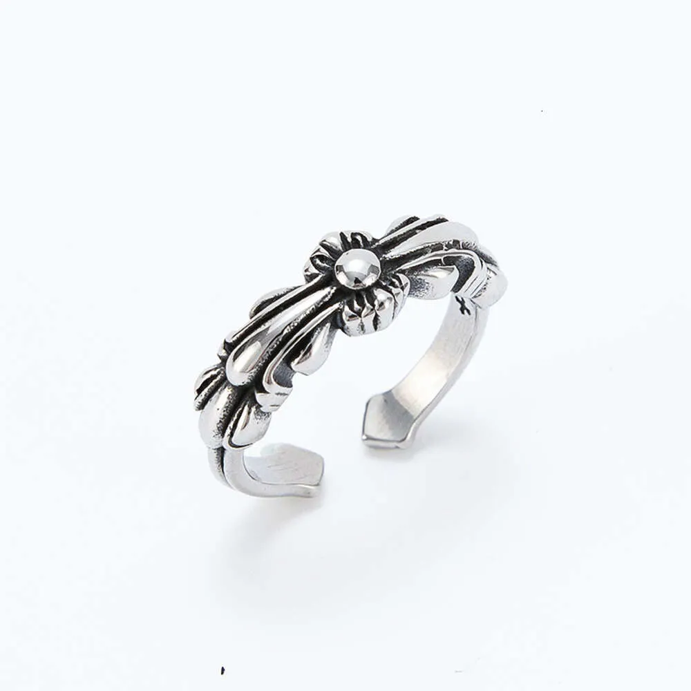 Designer CH Cross Chromes Bague de marque pour femmes unisexe mode nouveau couple paire simple en acier inoxydable populaire bijoux de coeur anneaux classiques cadeaux d'amant VG1L