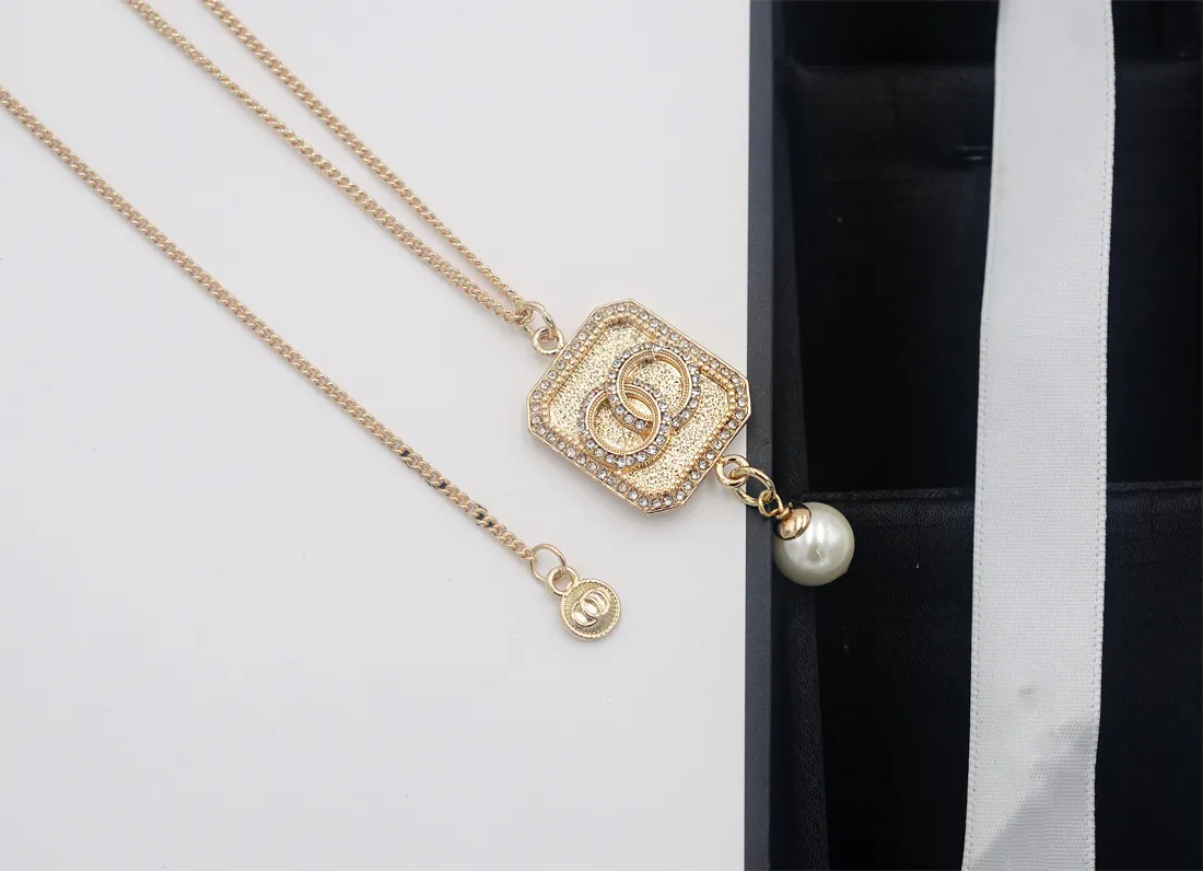 Never Fading 18K Gold Plated Luxury Designer Jewelry Pendants Necklaces Stainless Steel Letter Choker Pendant Necklace Beads Chain Accessories with box