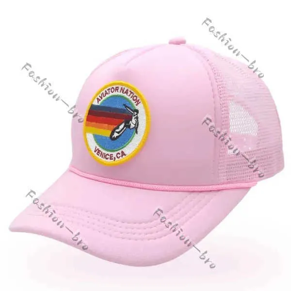 قبعات الكرة الجديدة Aviator Nation Trucker Designer Hat Surf Woman Baseball Cap Pool Party Hat Presentilate Beach Mesh Caps Man Dad Hat Hater Snapback Hats for Men Abw