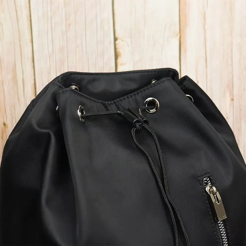 High Quality 1017 ALYX 9SM Tank Bag For Men And Women High Quality 1017 ALYX 9SM Tank Bag For Men And Women