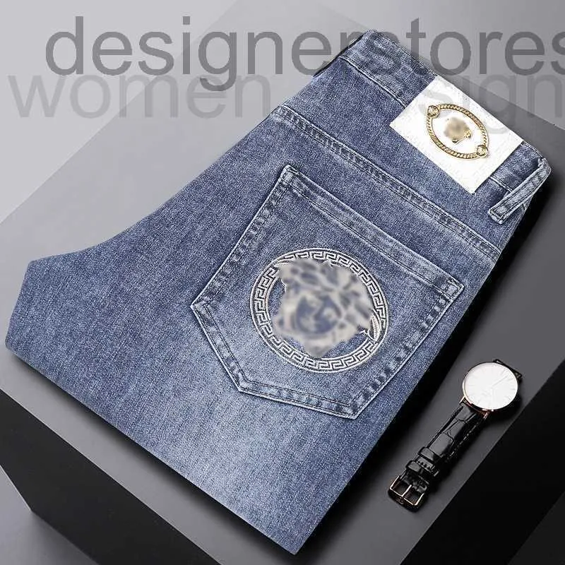 Mäns jeans designer lyxiga broderade högkvalitativa jeans för män smala rakrör byxor med små fötter designer 42dj