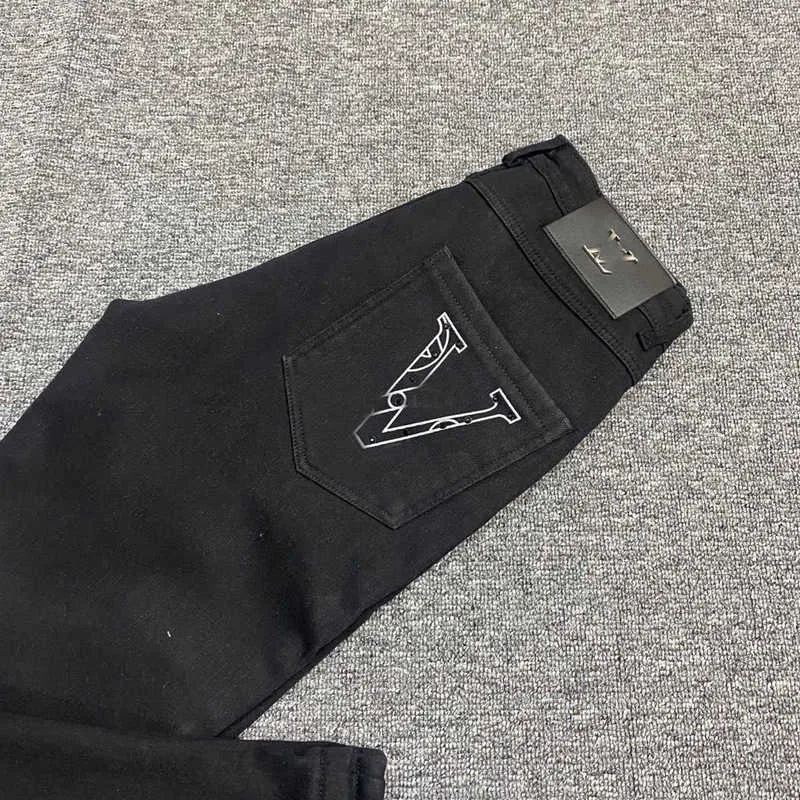 Jeans masculinos designer espírito social jovem inverno na moda vintage preto jeans masculino versátil casual calças cortadas 4hg1
