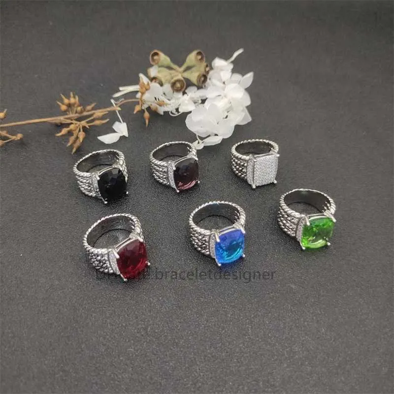 Sterling Brand Luxury American Fashion Wedding Jewelry Wheaton Ring Designer 925 Plata con diamantes Tetragonalgemstone para mujeres Anillos Anillos