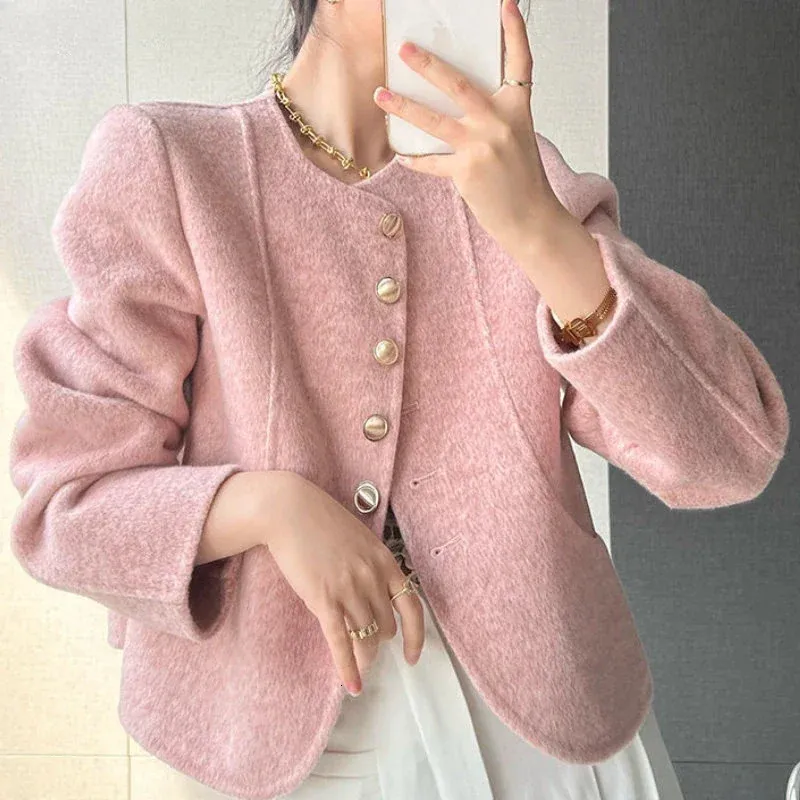 Элегантное короткое шерстяное пальто с круглым вырезом, осенне-зимнее новое корейское свободное пальто, модная однотонная женская куртка Casaco с одной грудью 240112