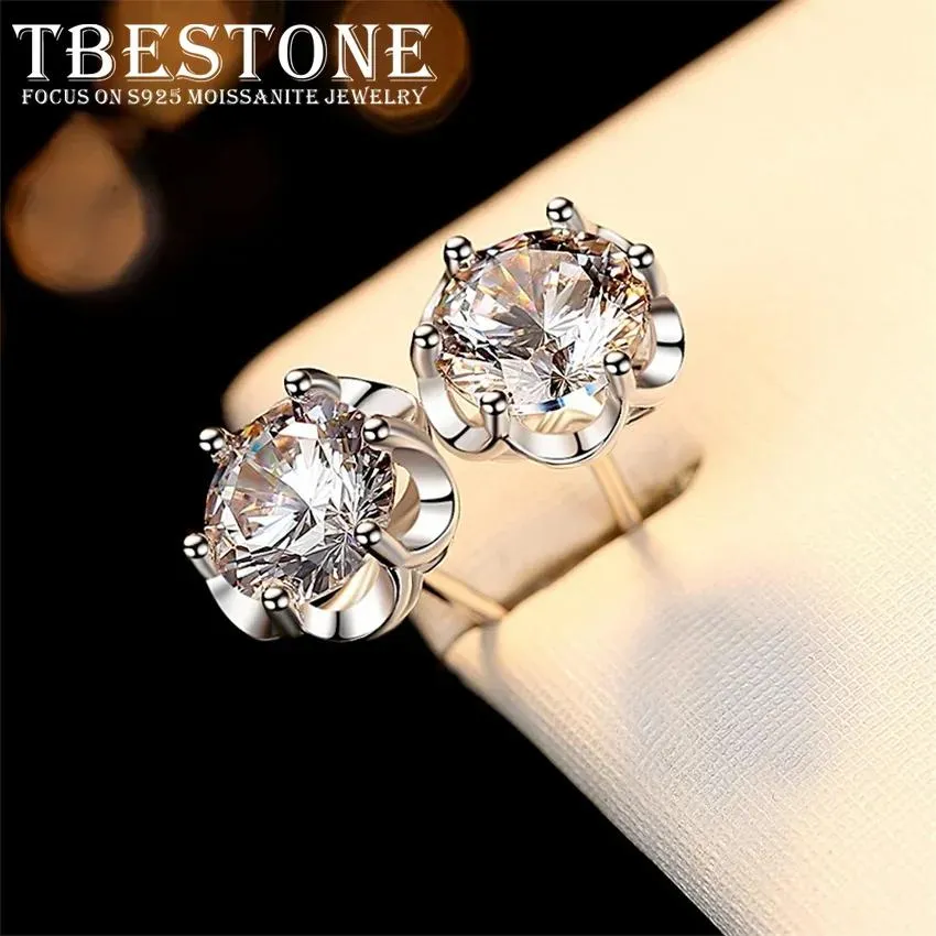 귀걸이 Tbestone Flower 0.6ct Moissanite 다이아몬드 100% 925 Sterling Silver Simple Fashion Six Claws Stud Earrings Women 's Brand Jewelry