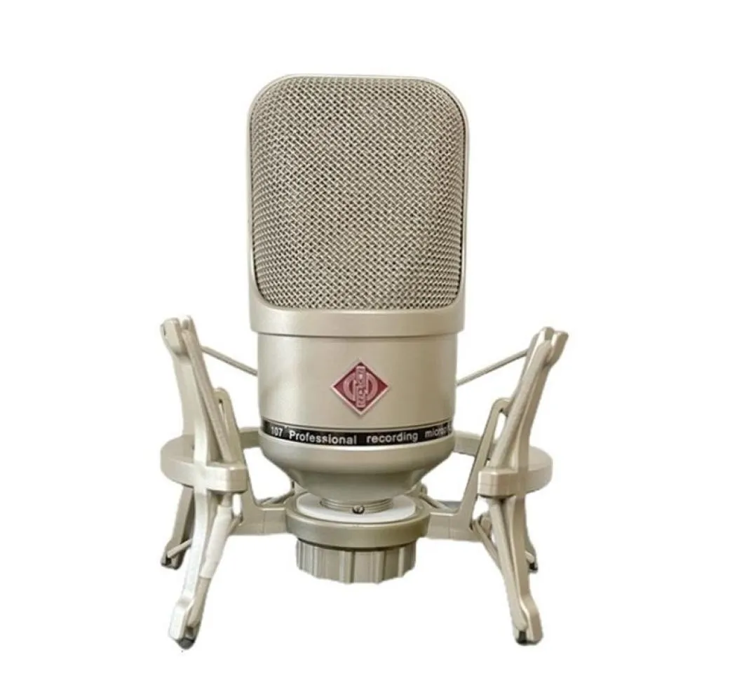 Microfones 107 Microphone Condenser Professional Microphone Kit med Shock Mount Mic för spelinspelning Singing Podcast Li5344609