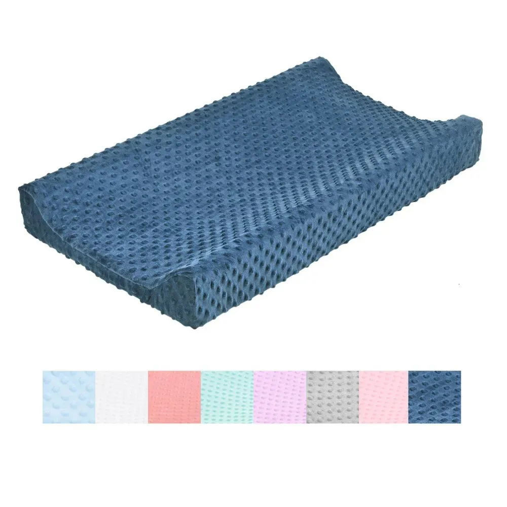 Portable bébé matelas à langer et couverture né Nappy Table à langer imperméable flanelle infantile tapis d'allaitement ensemble bébé articles 240111