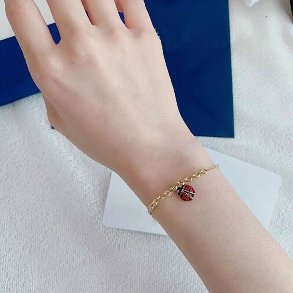 a0e66a1a-eb9a-45bd-946b-