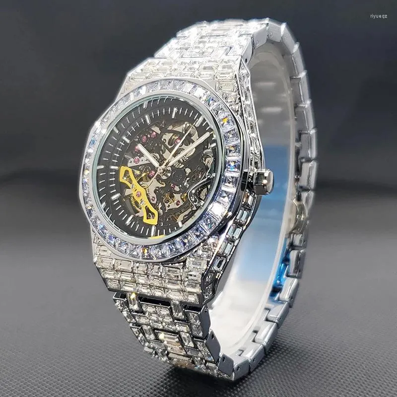 Relógios de pulso Drop Men's Diamond Mechaincal Watch Hip Hop Full Retangular Gemstone Relógios Automáticos para Homens Luxo Iced Out Clock