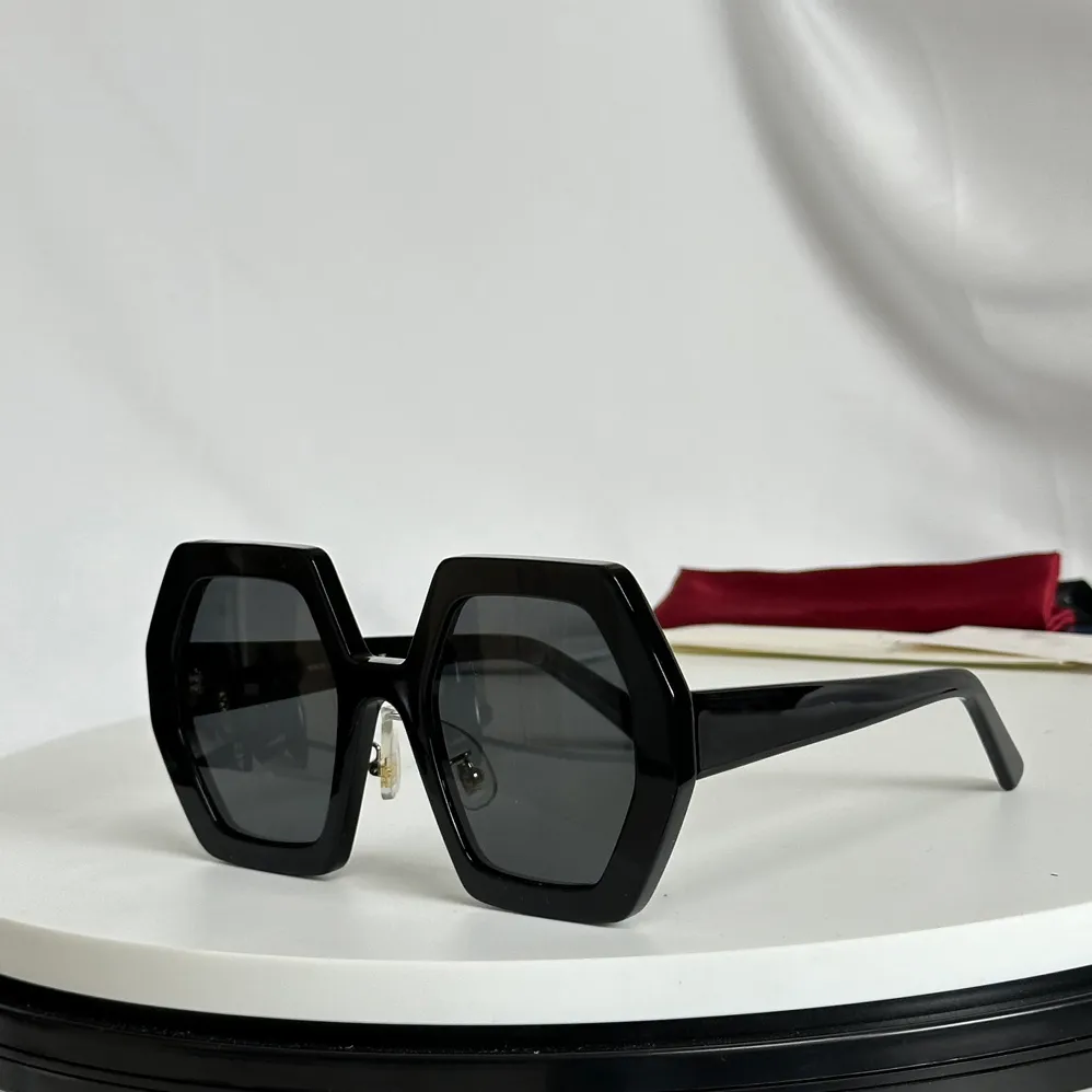 Black Hexagonal Geometric Retro Sunglasses 0772 Women Men  display picture 2