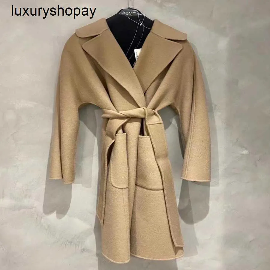 Maxmaras Womens Cashmere Coats 랩 코트 낙타 머리 울 23 New Rovo Solid Color Belt Lapel Womens Double Side