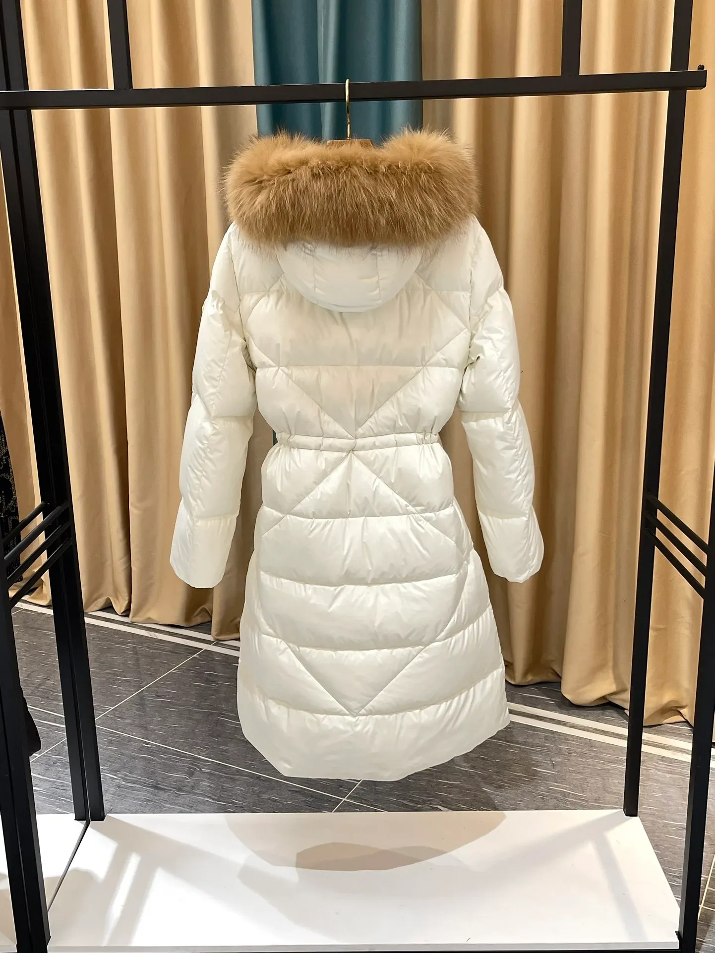 Nouveau col de fourrure de renard américain manteau de couleur unie dessiner corde taille blanc canard vers le bas veste femme slim-fit tout long doudoune femme z6