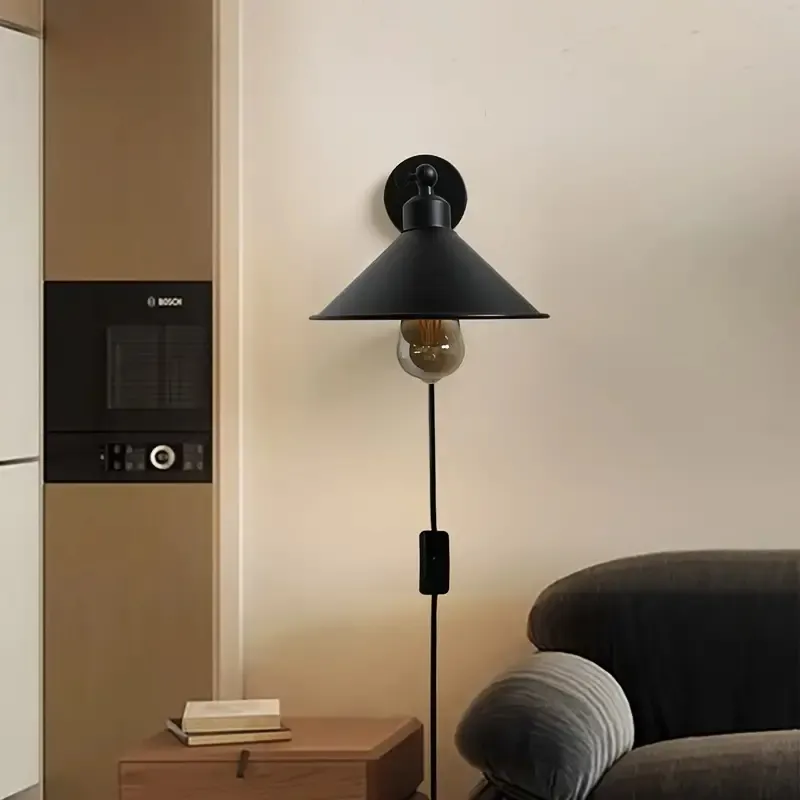 2 Stück Plug-in-Wandlampe, schwarze Wandlampe, antike Retro-Industrie-Wandlampe mit Schwingarm, Wandlampe mit E26-Sockel mit Plug-in-Netzkabel, ohne Glühbirne, Schlafzimmer-Badezimmer-Dekoration