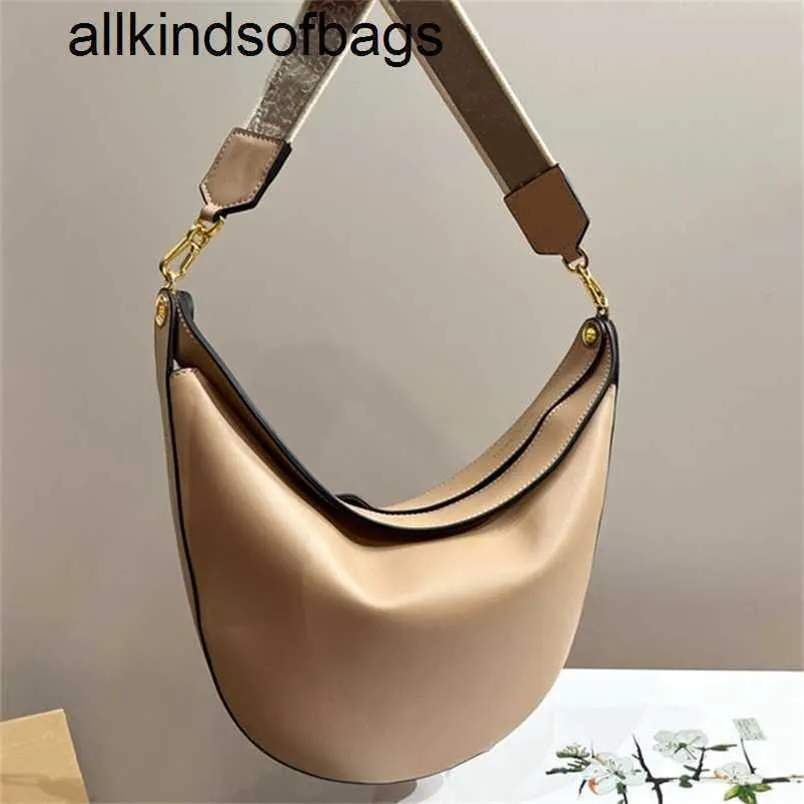 DHgate.com:Loewe Crescent Moon Leather Shoulder Bag, Genuine DHgate.com:Loewe Crescent Moon Leather Shoulder Bag, Genuine
