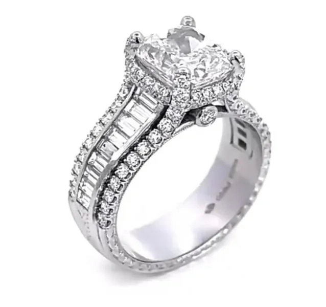 Choucong Anelli nuziali unici Gioielli di lusso Argento sterling 925 Forma cuscino Topazio bianco CZ Pietre preziose Diamanti Eternity Party Wom8756823