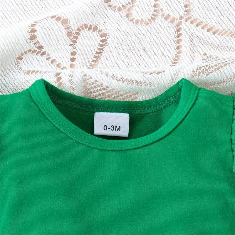 Ensembles de vêtements bébé fille 3 pièces tenues ensemble vert barboteuse Shamrock imprimé jupe à bretelles avec vêtements bandeau